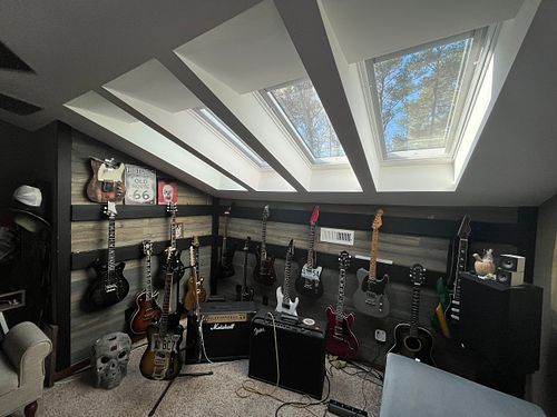 Music room alcove with VELUX fixed skylights